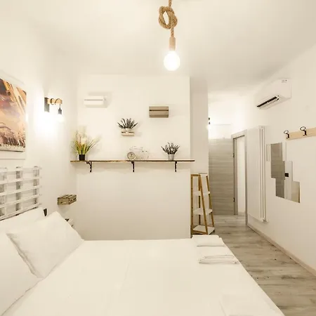 Indipendenza House דירה *