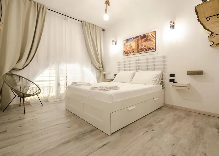 Indipendenza House *