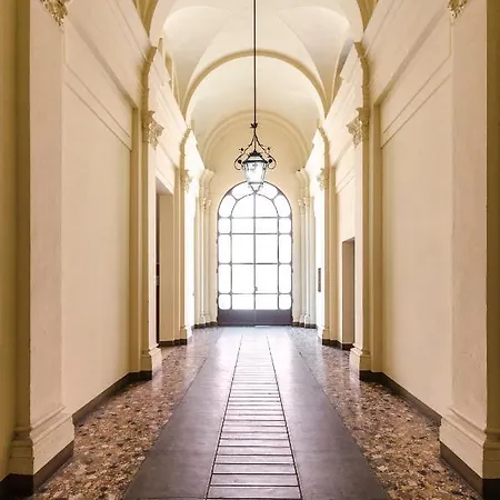 Indipendenza House Apartman *